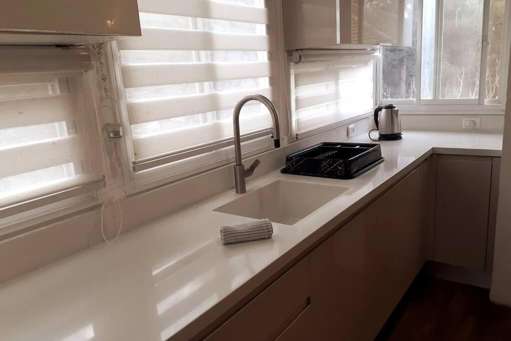 Magical Apartment Close To The Baha'I Gardens ไฮฟา ภายนอก รูปภาพ